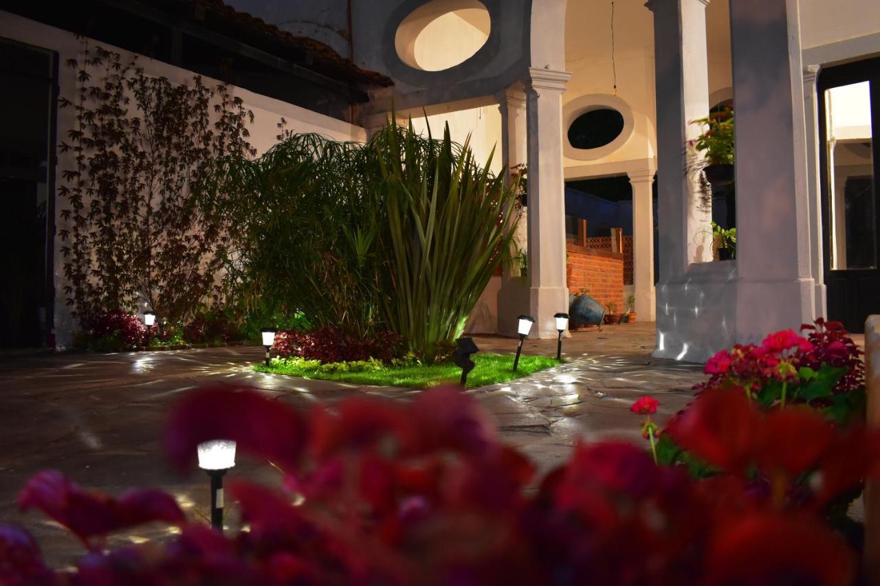 Hotel Tlaquepaque Pueblito Esterno foto