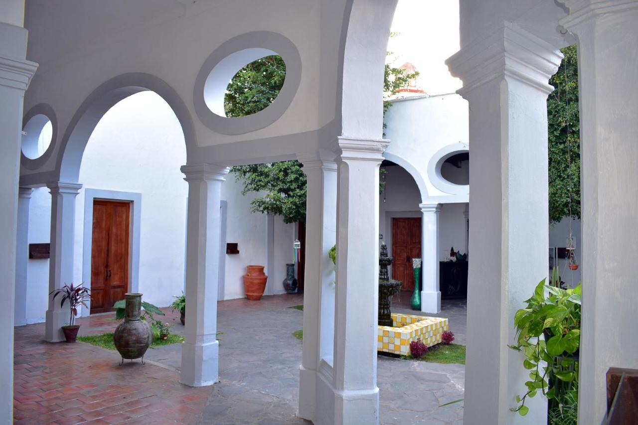 Hotel Tlaquepaque Pueblito Esterno foto